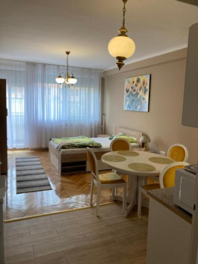 Napraforgó Apartman Kaposvár